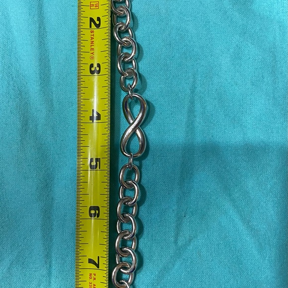 Tiffany & Co. Infinity Bracelet Wide Link 7.5" NEW - Picture 5 of 6